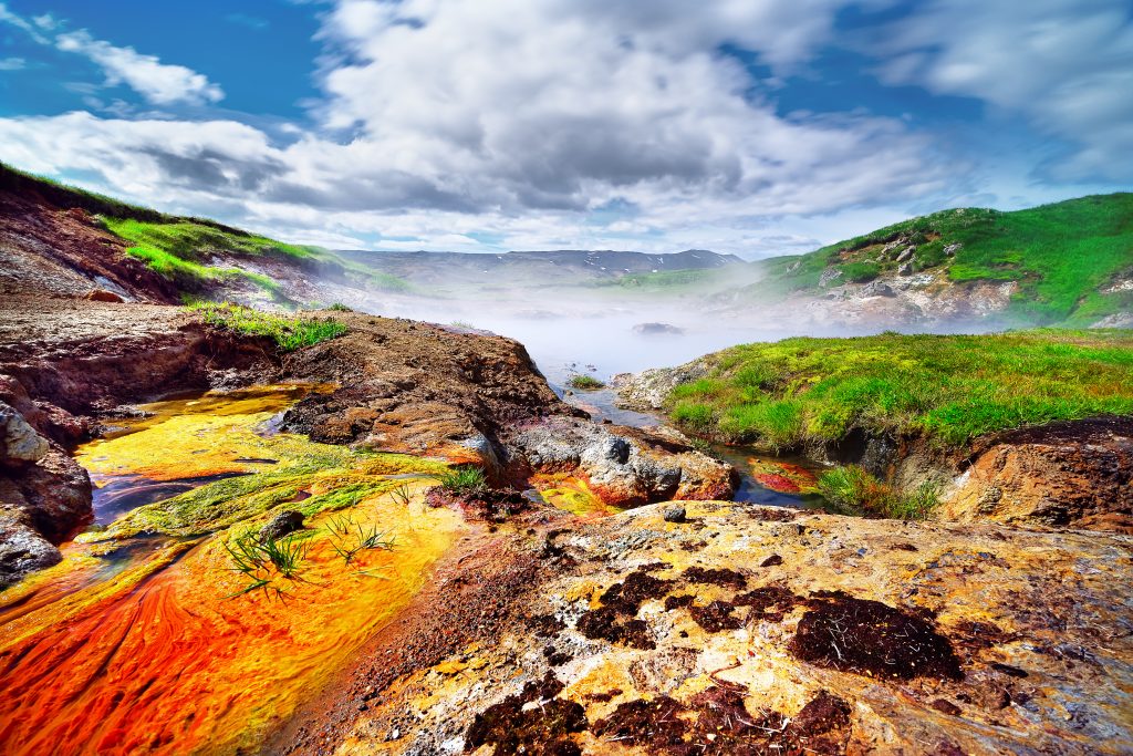 Photo of Hengilssvæðið which is a massive volcanic mountain located in Iceland.