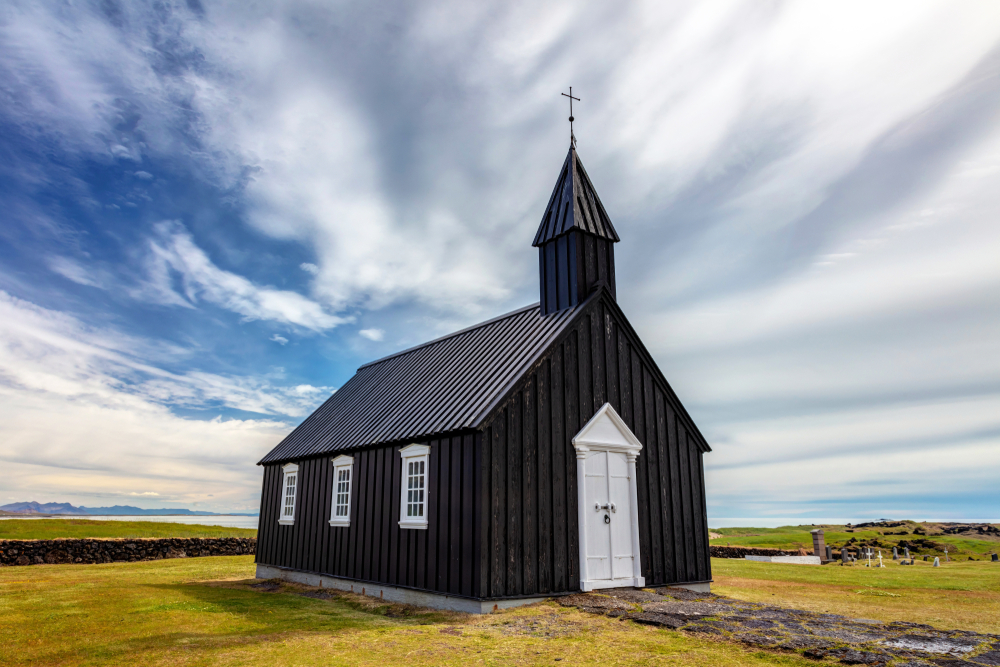 photo of the black church in iceland, which is locatied in one of the national parks in iceland