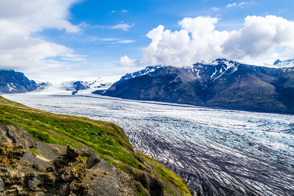 View looking down at the Skaftafellsjokull glacier on a sunny day.